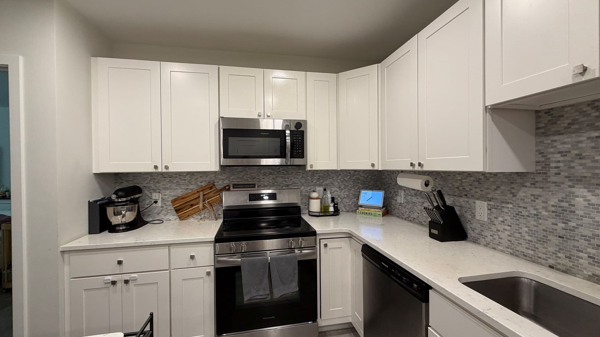 Condominium at 652 Merrimack St # 203, Lowell MA 01854, Lowell, photo 4 of 22