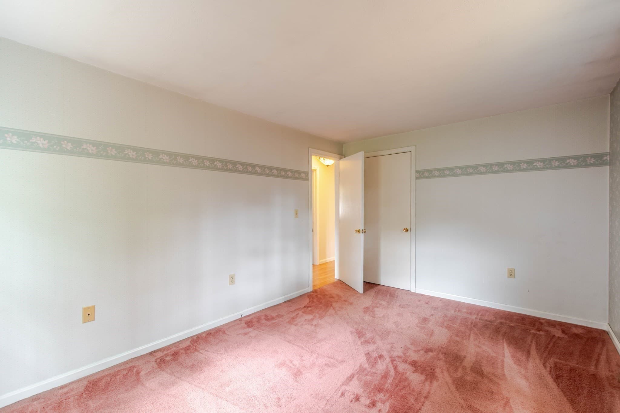 Single Family Residence at 12 Amy Ave., Leominster MA 01453, Leominster, photo 16 of 38