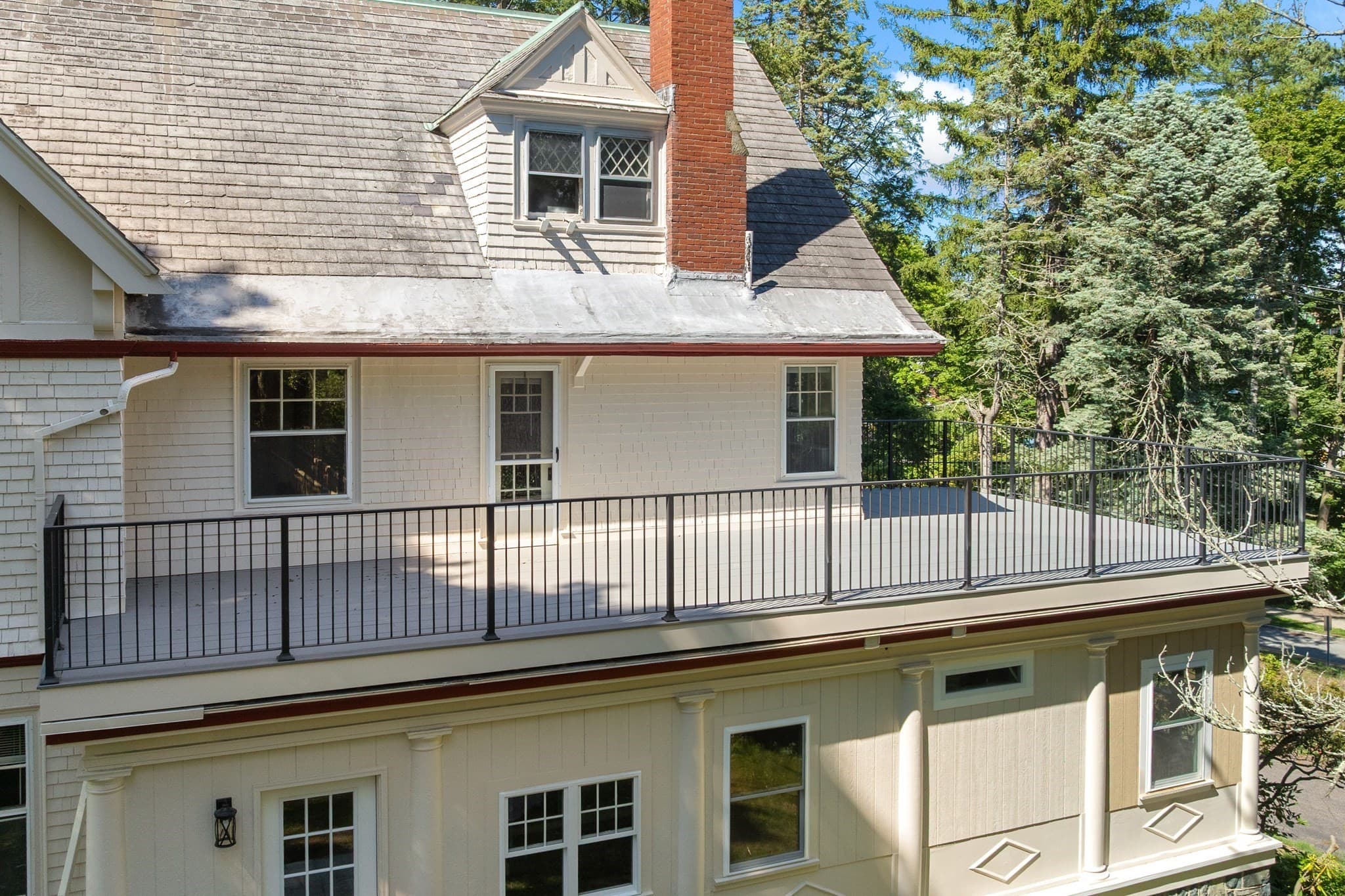 Condominium at 56 Vinton Street # 4, Melrose MA 02176, Melrose, photo 21 of 28