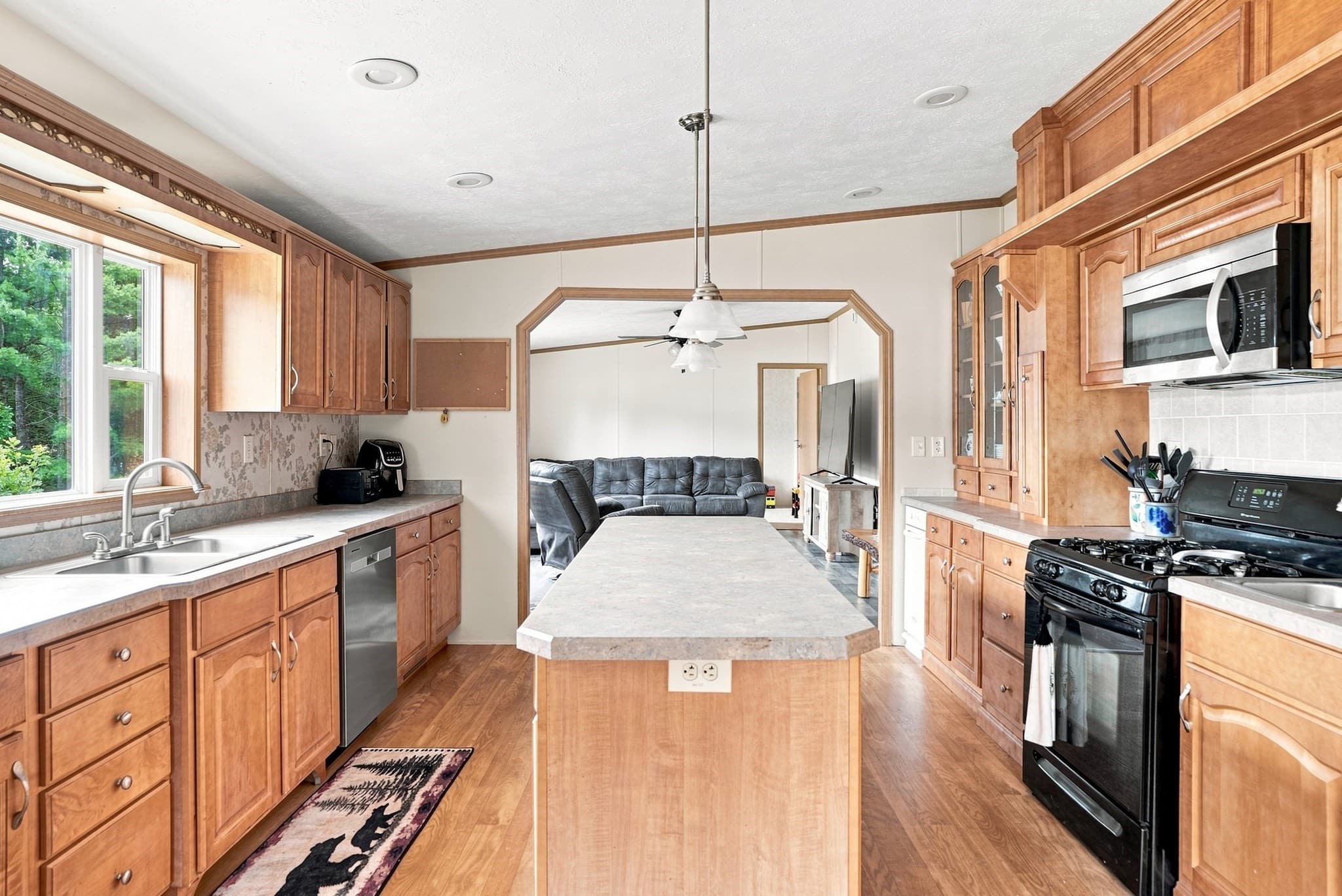 Mobile Home at 24 Park Drive, Rindge NH 03461, Rindge, photo 7 of 27