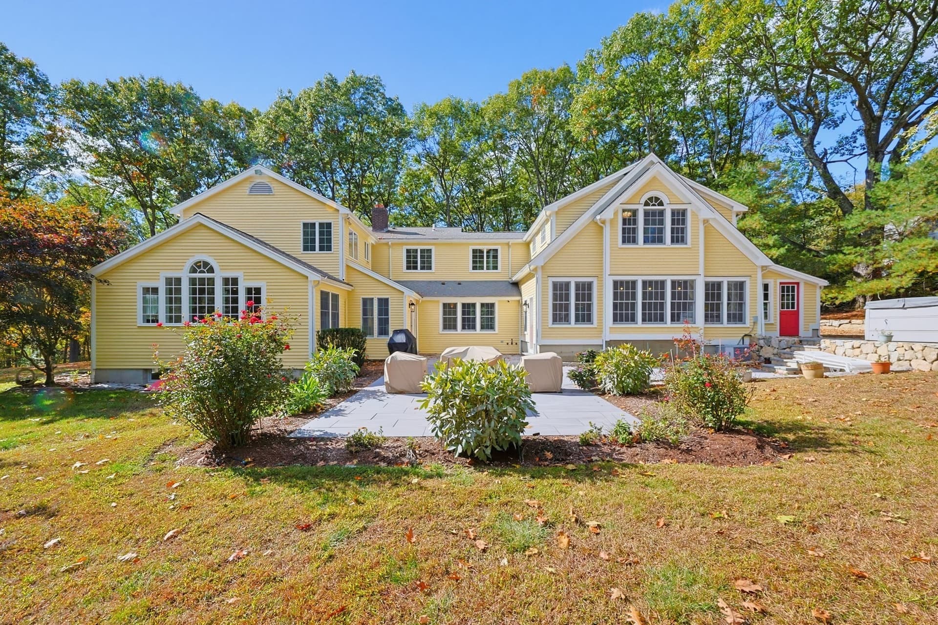 457 Hanlon Rd, Holliston MA 01746