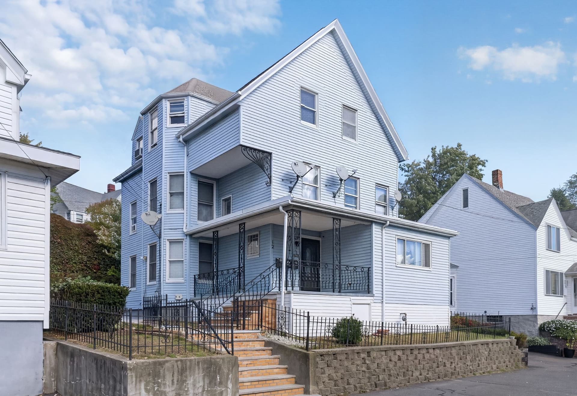 12 Montfern Ave, Revere MA 02151