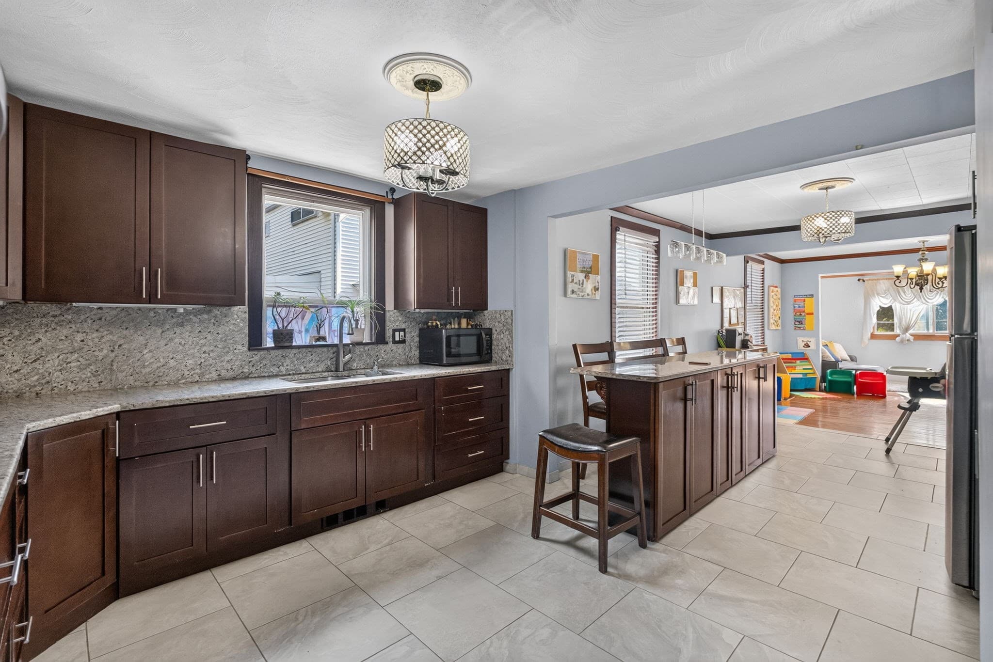 3 Family at 12 Montfern Ave, Revere MA 02151, Revere, photo 11 of 42