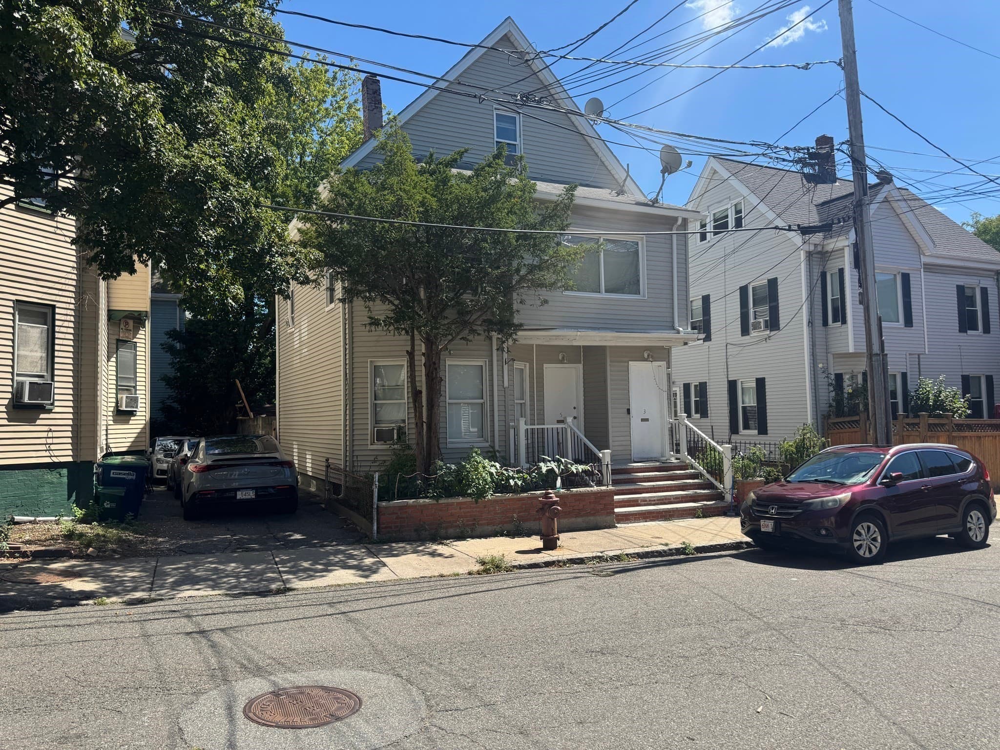 Multi Family at 5 Gilman Ter, Somerville MA 02145, Somerville, photo 2 of 26