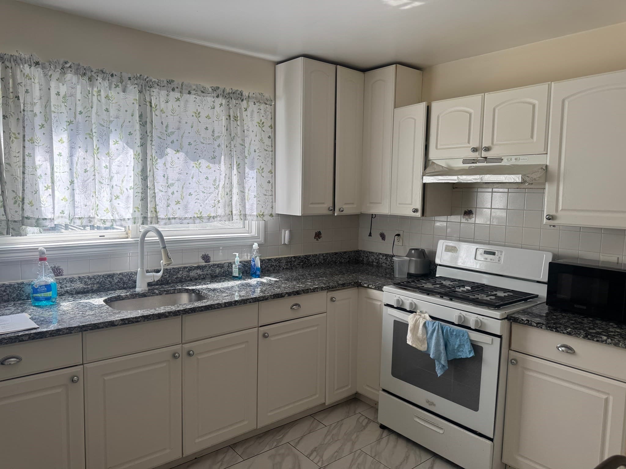 Multi Family at 5 Gilman Ter, Somerville MA 02145, Somerville, photo 6 of 26