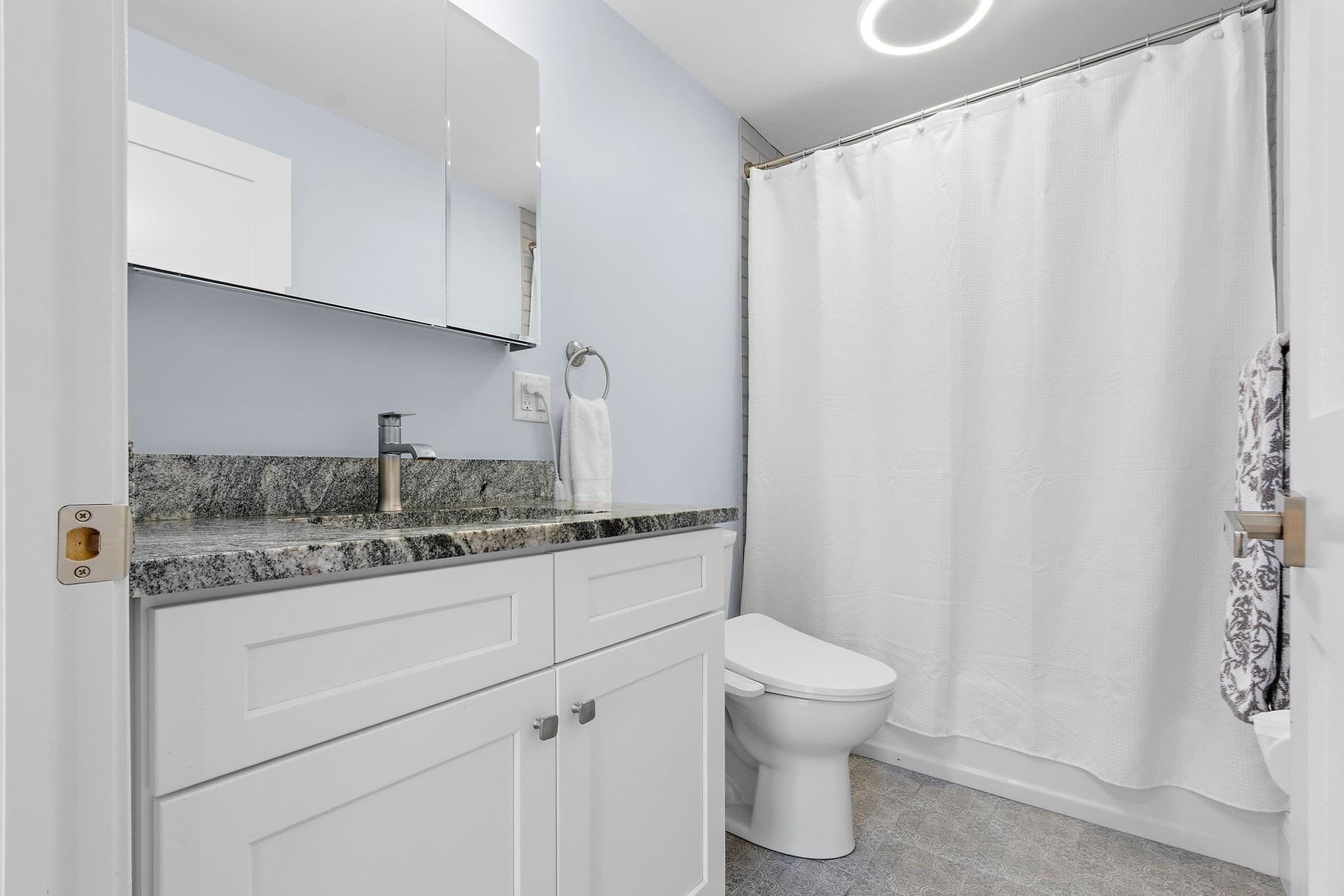 Condominium at 172-174 Blue Hill Ave # 174, Milton MA 02186, Milton, photo 6 of 30