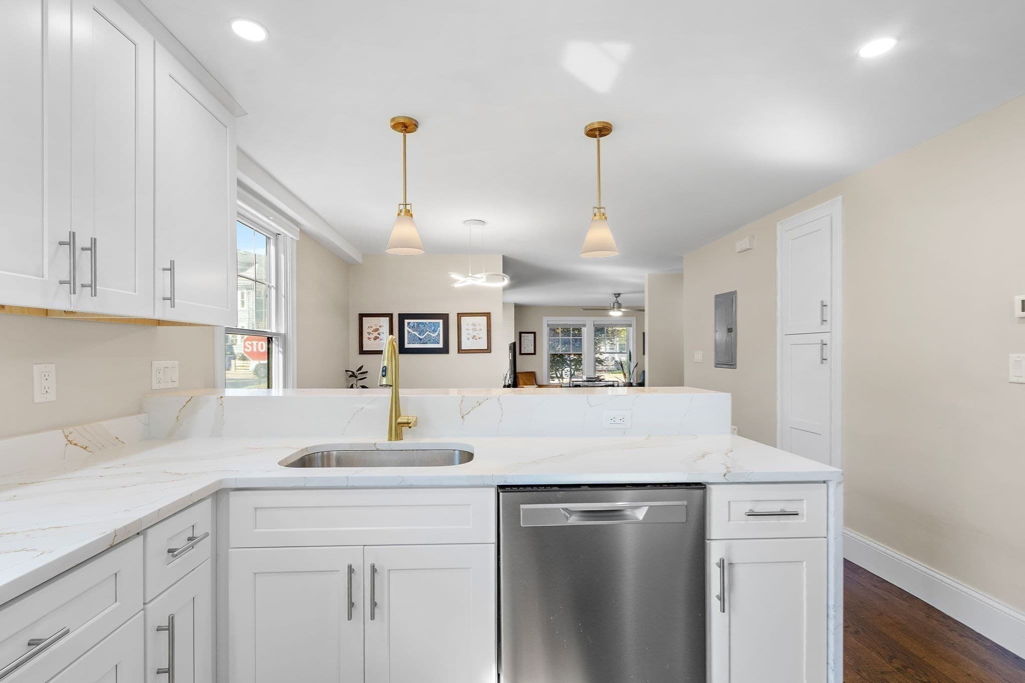 Condominium at 172-174 Blue Hill Ave # 174, Milton MA 02186, Milton, photo 15 of 30