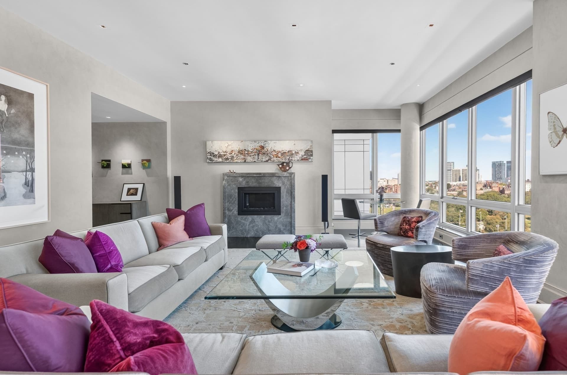 1 Charles St S, Boston MA 02116