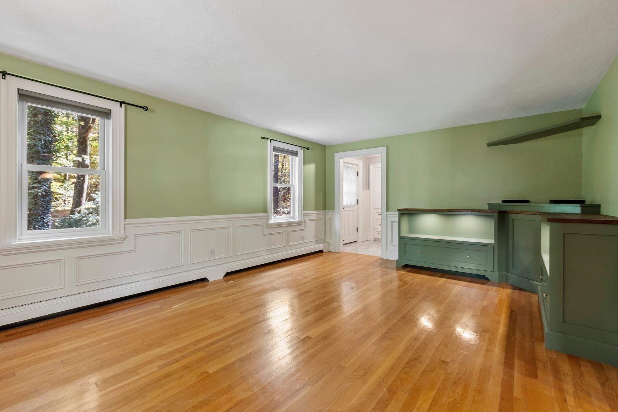Single Family Residence at 29 Brintnal Drive, Rutland MA 01543, photo 9 of 22