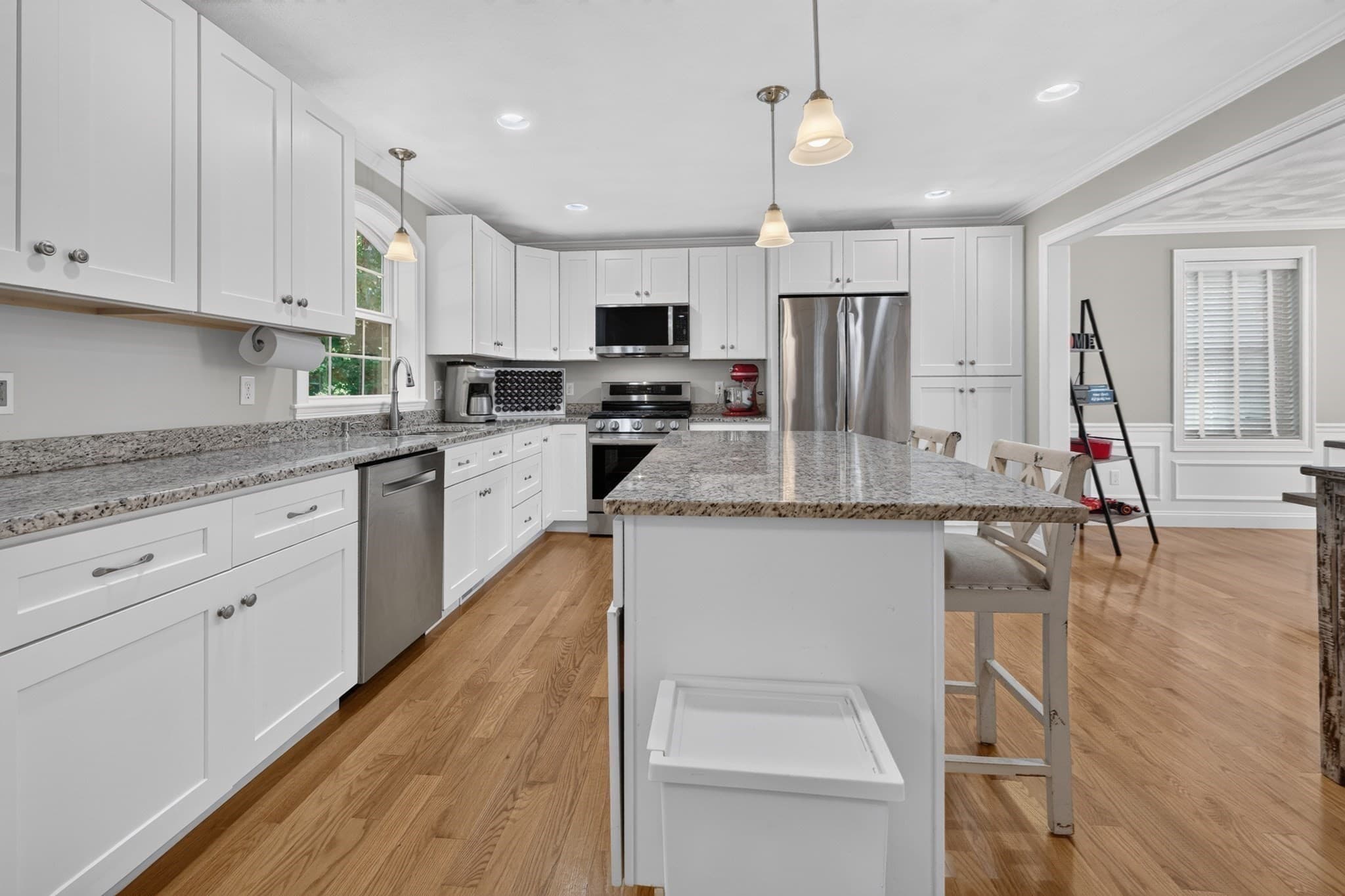 Single Family Residence at 271 Burlington Avenue, Wilmington MA 01887, Wilmington, photo 5 of 42