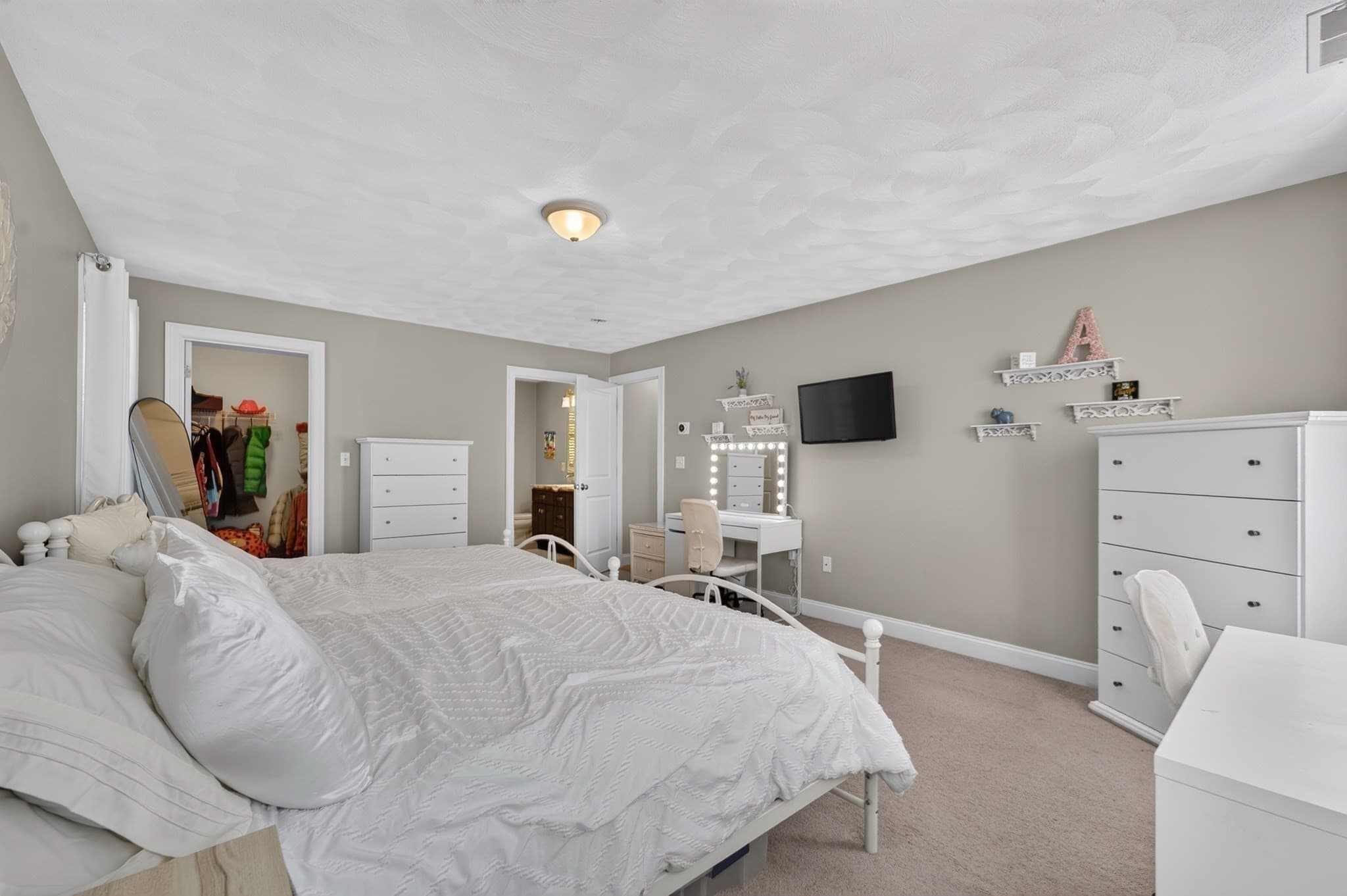 Single Family Residence at 271 Burlington Avenue, Wilmington MA 01887, Wilmington, photo 20 of 42