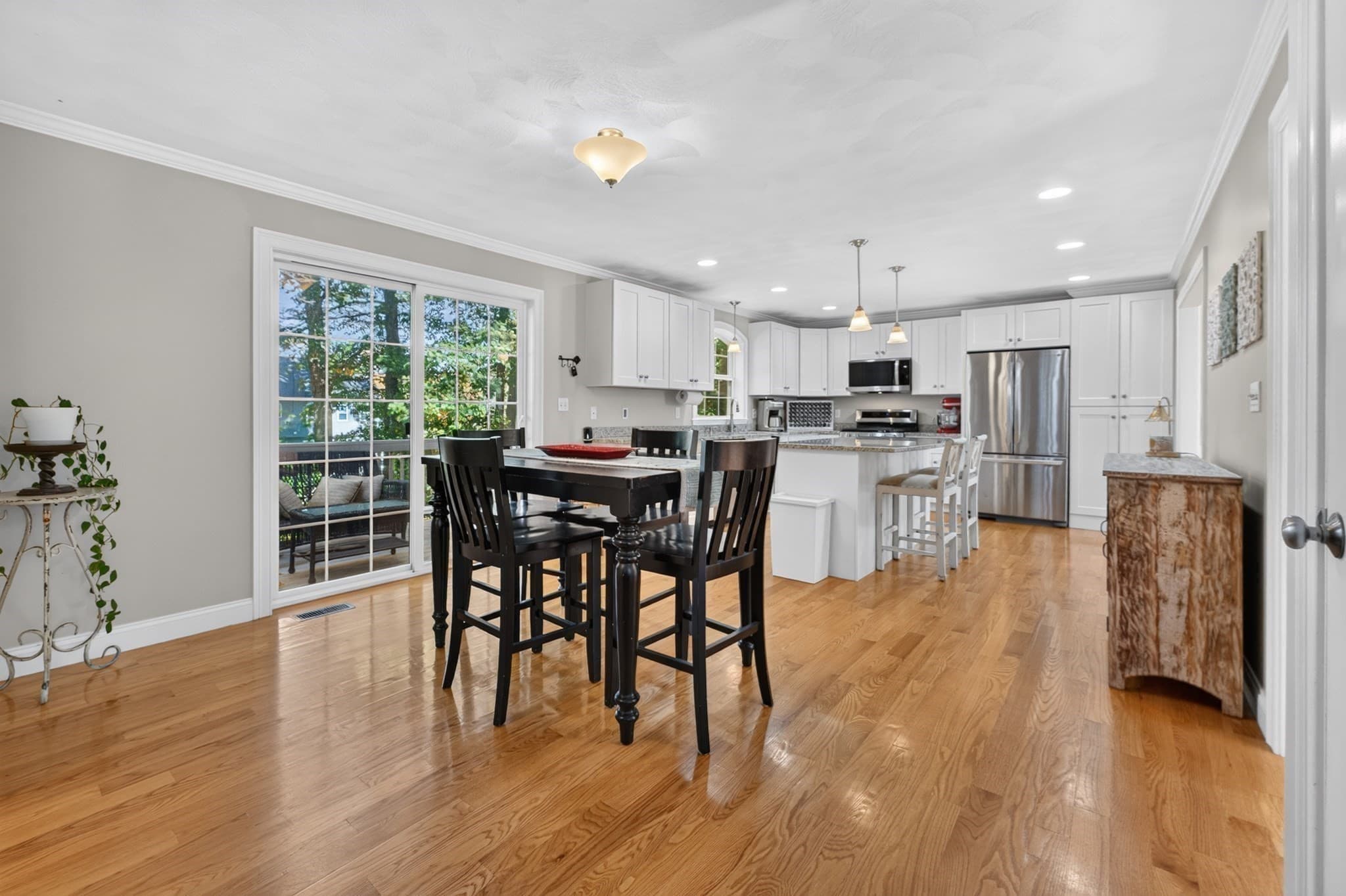 Single Family Residence at 271 Burlington Avenue, Wilmington MA 01887, Wilmington, photo 9 of 42