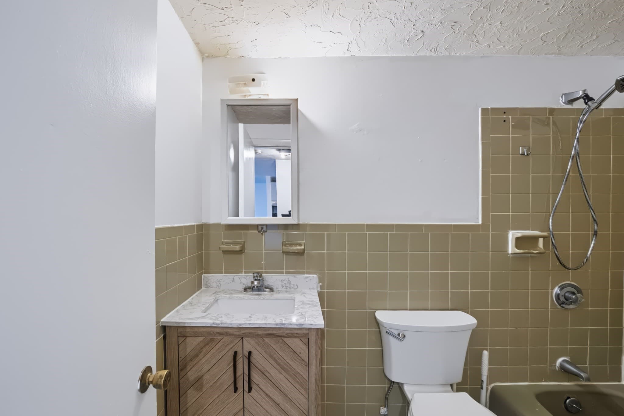 Condominium at 974-976 Main St # 24, Melrose MA 02176, Melrose, photo 20 of 24