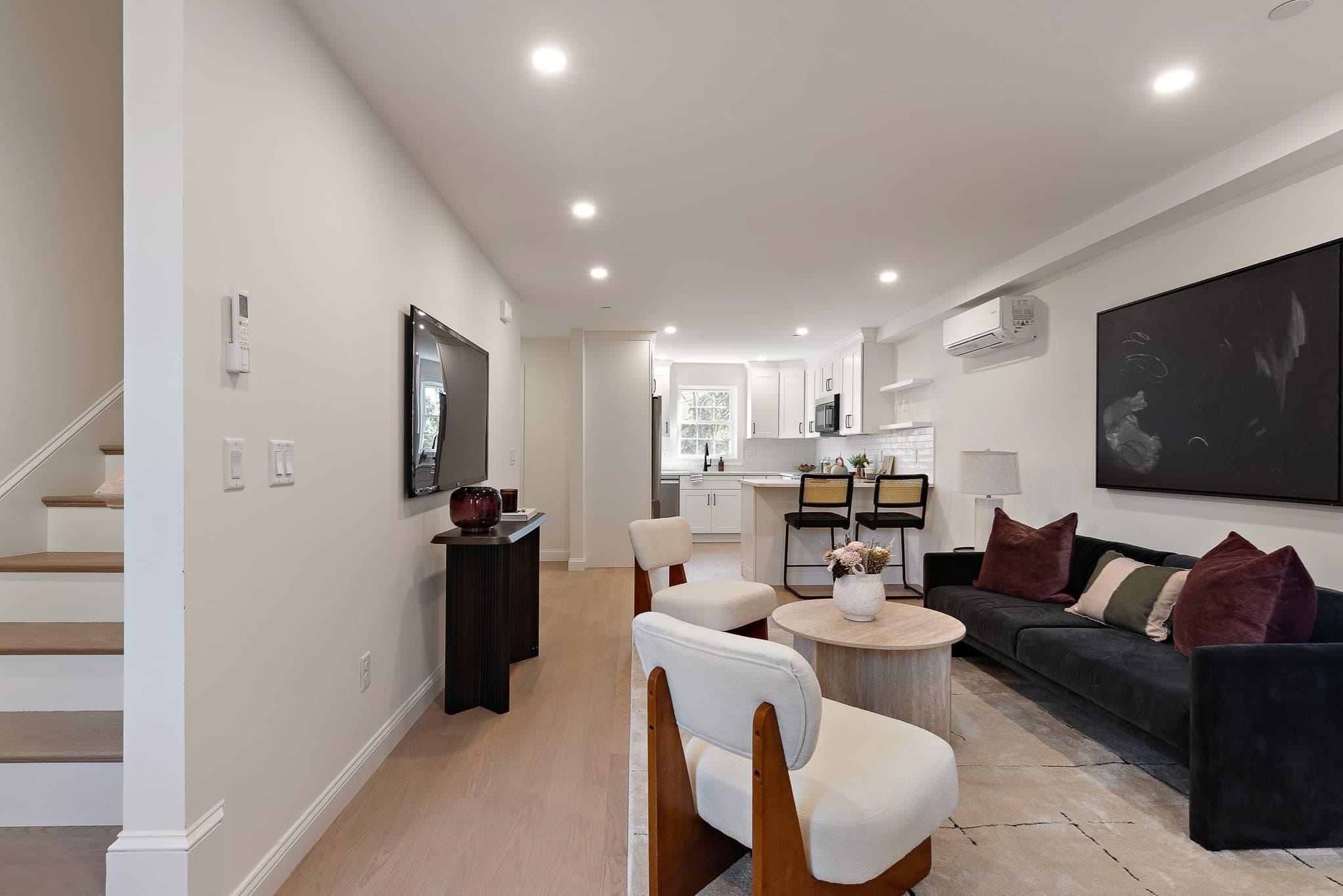 Condominium at 19 Paris St # 4, Everett MA 02149, Everett, photo 15 of 30