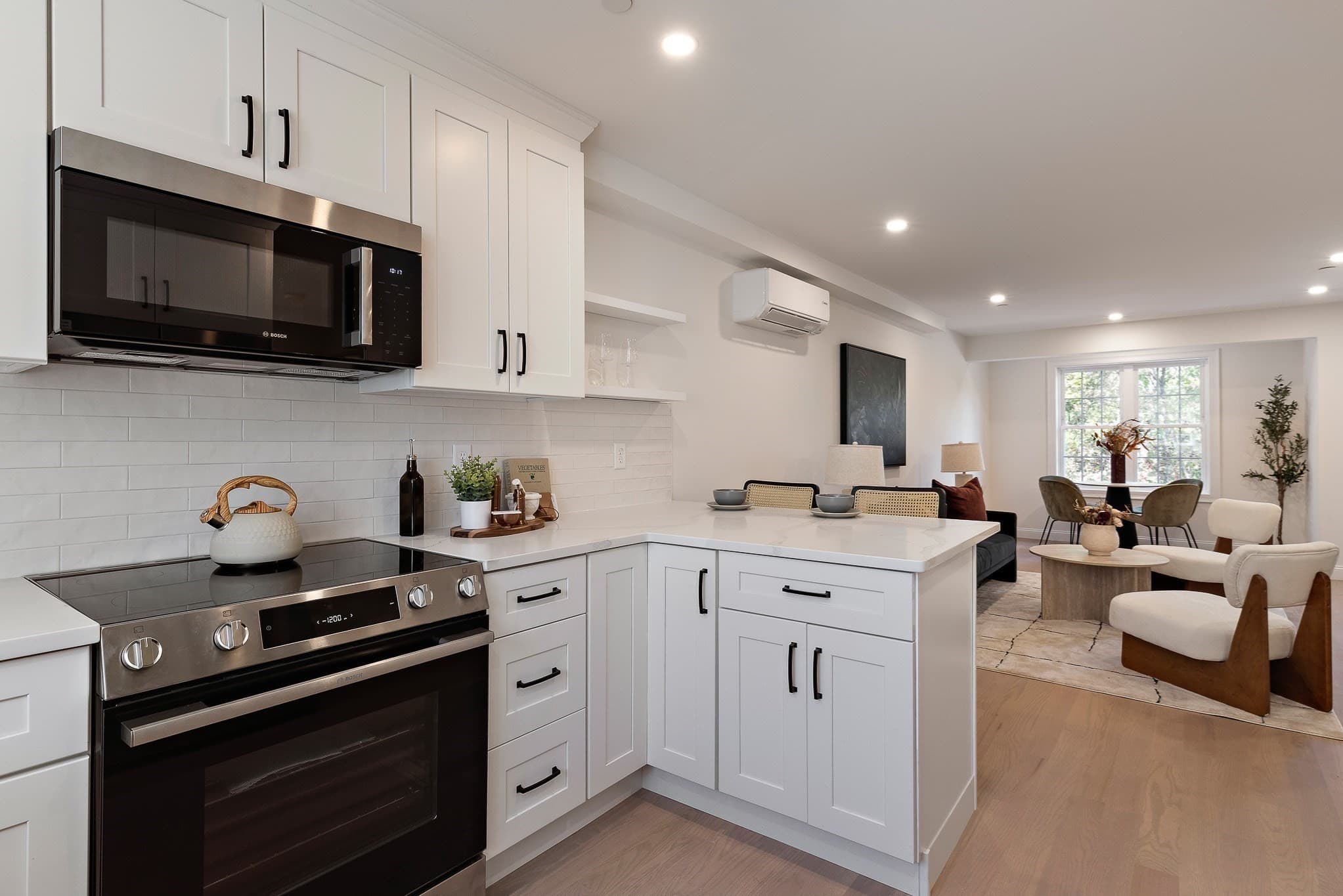 Condominium at 19 Paris St # 4, Everett MA 02149, Everett, photo 11 of 30