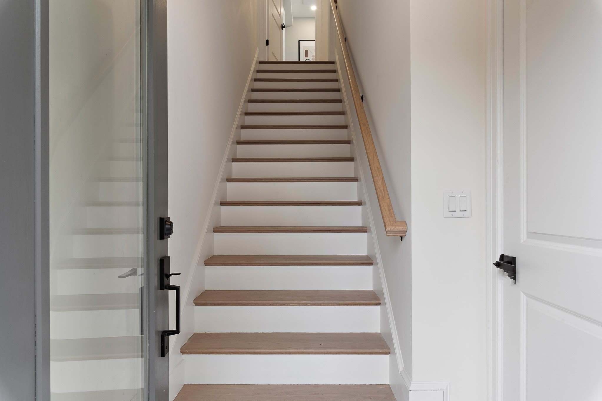 Condominium at 19 Paris St # 4, Everett MA 02149, Everett, photo 4 of 30