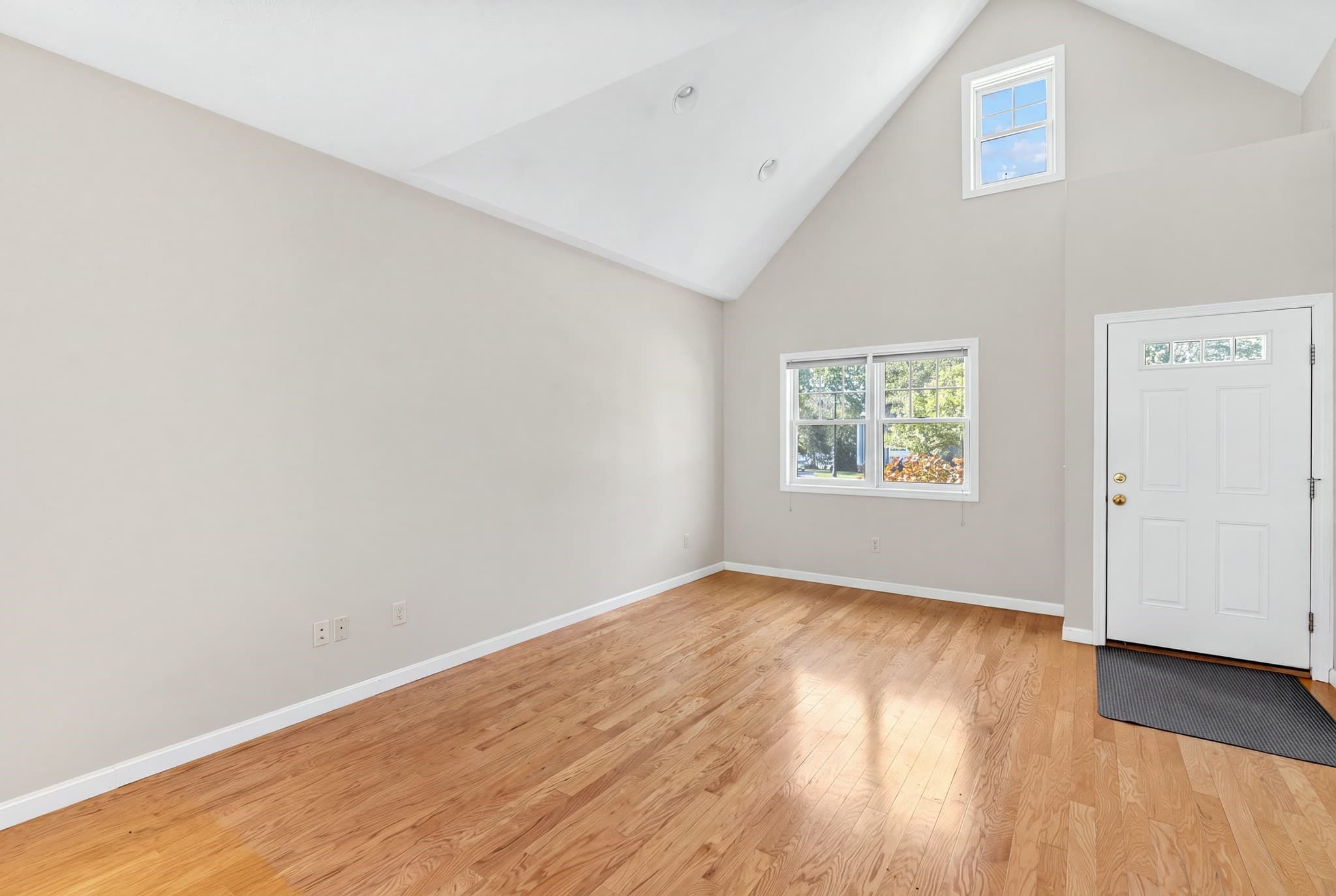 Condominium at 52 County Rd # 3, Mattapoisett MA 02739, Mattapoisett, photo 7 of 33