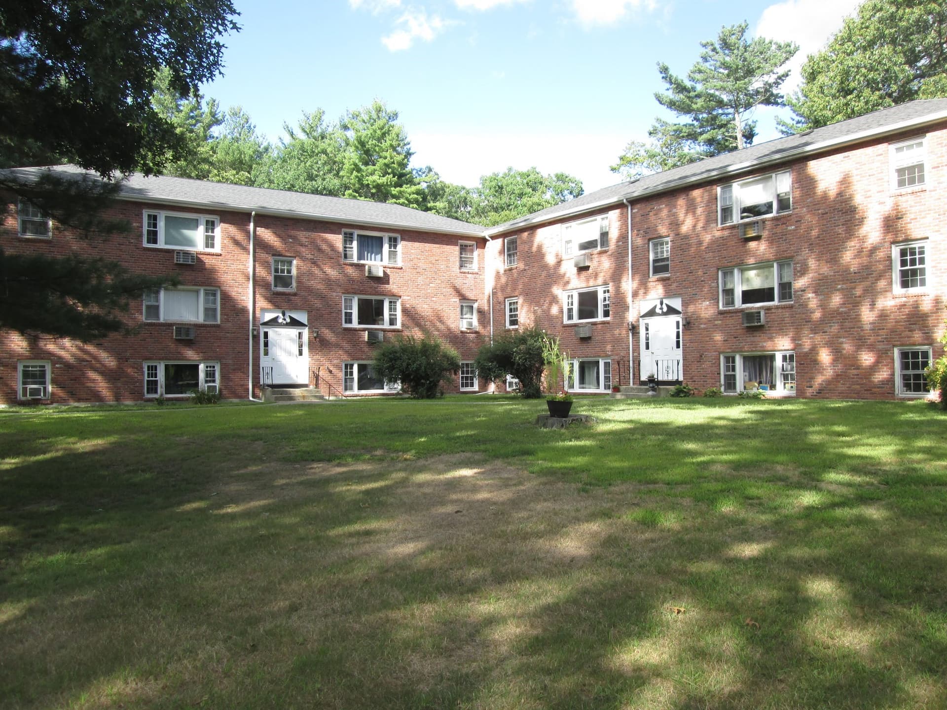 57 Daniels St # 4, Millis MA 02054