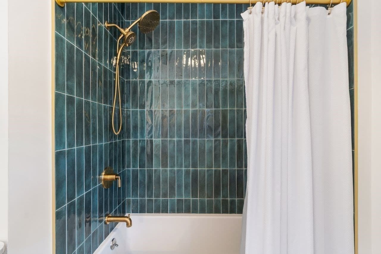 Condominium at 4 Harvest Drive # 225, North Andover MA 01845, North Andover, photo 16 of 37
