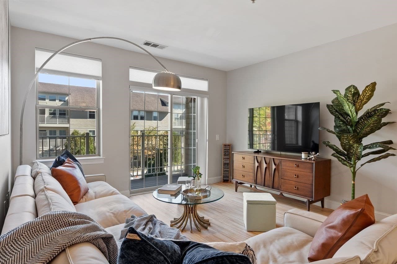 4 Harvest Drive # 225, North Andover MA 01845
