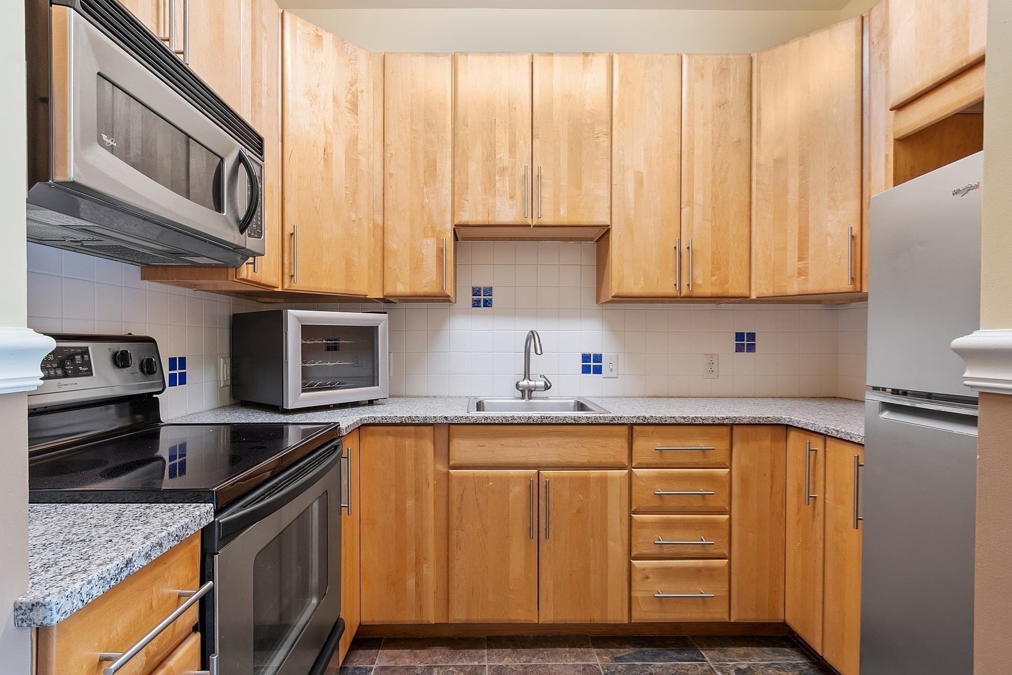 Condominium at 4 Harvest Drive # 225, North Andover MA 01845, North Andover, photo 31 of 37