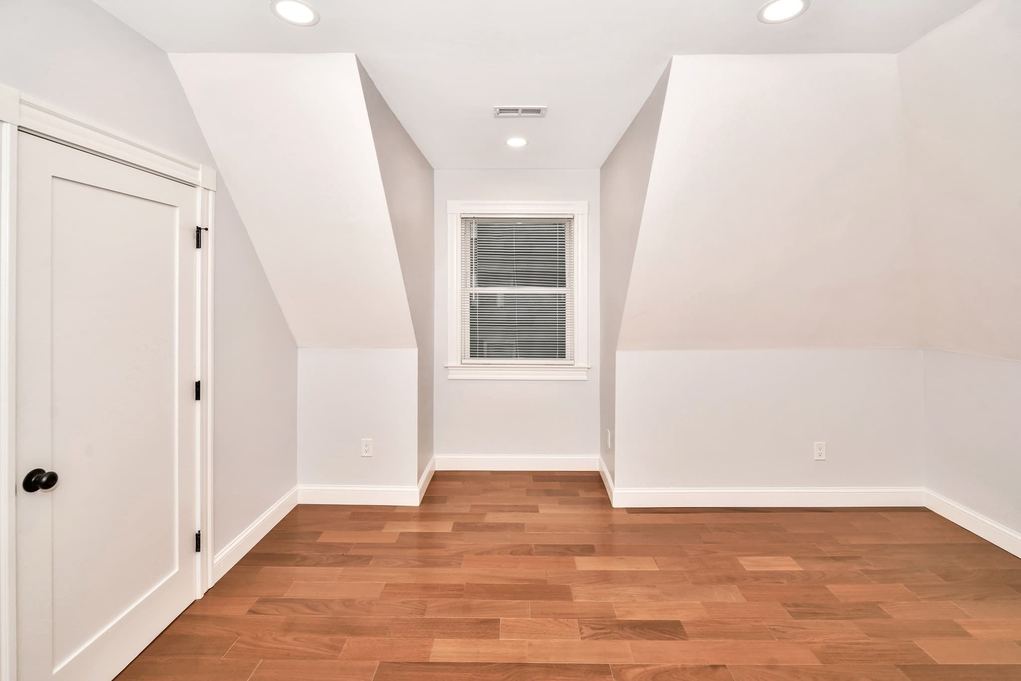 Single Family Residence at 168 Ruthven Street # 2, Boston MA 02121, Boston, photo 16 of 26