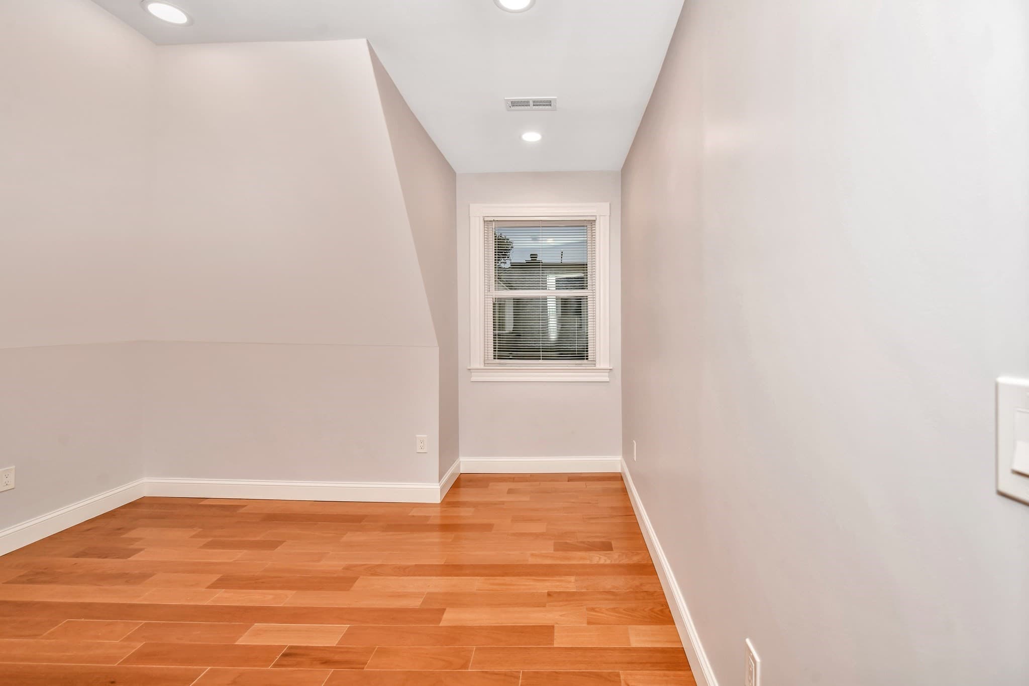 Single Family Residence at 168 Ruthven Street # 2, Boston MA 02121, Boston, photo 15 of 26