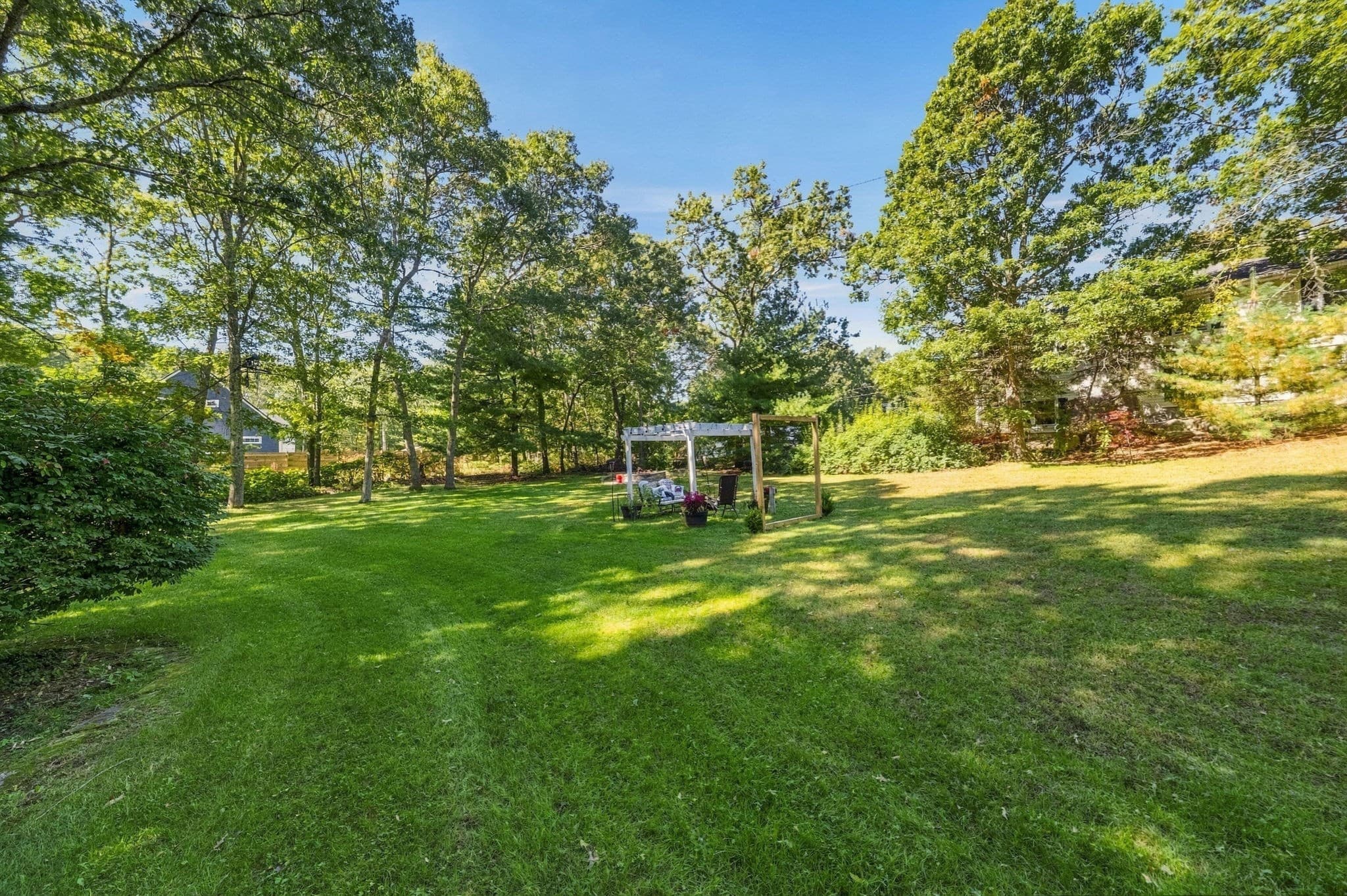 Single Family Residence at 171 Crandall Rd, Tiverton RI 02878, photo 6 of 26