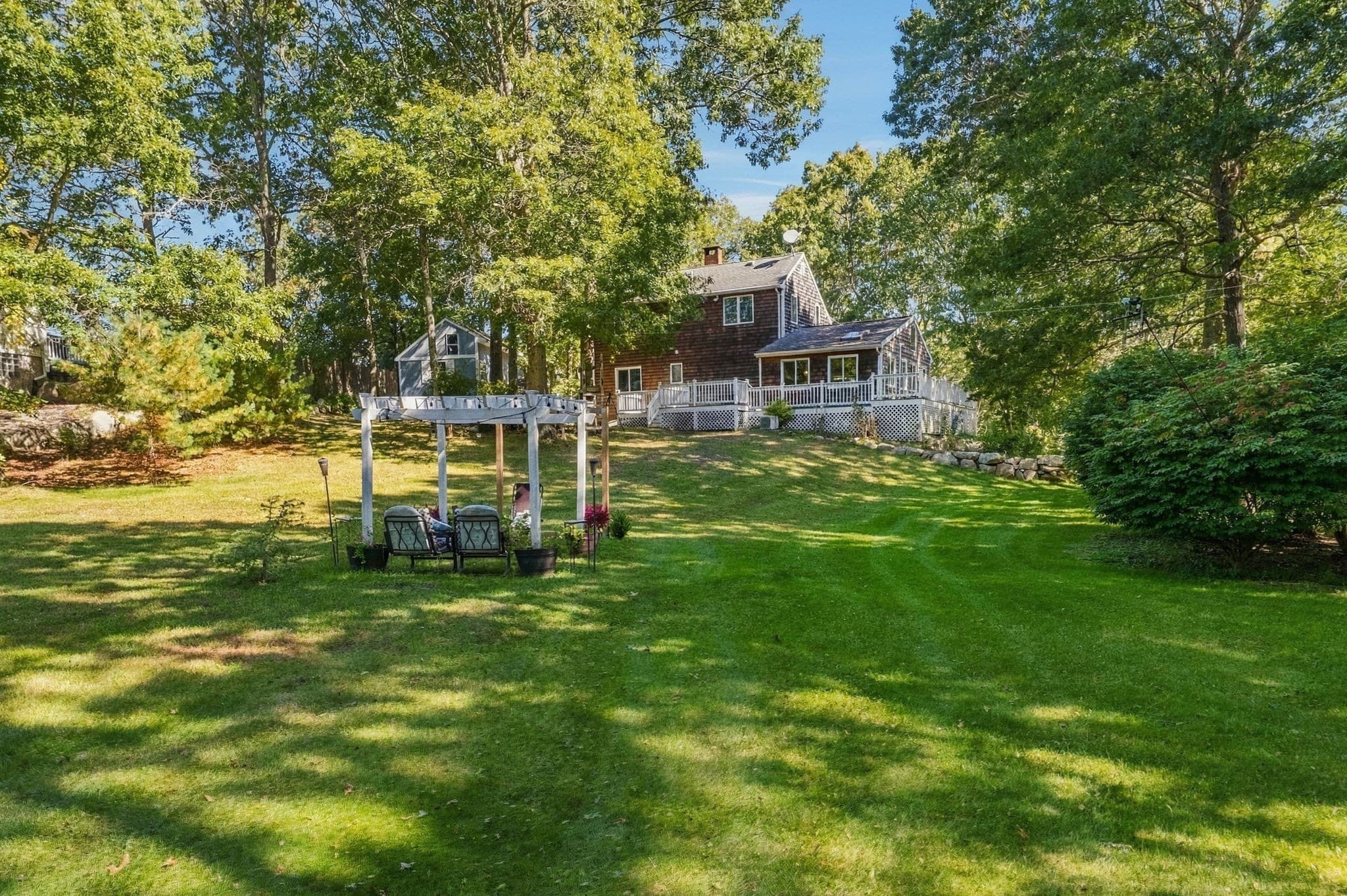 Single Family Residence at 171 Crandall Rd, Tiverton RI 02878, photo 7 of 26