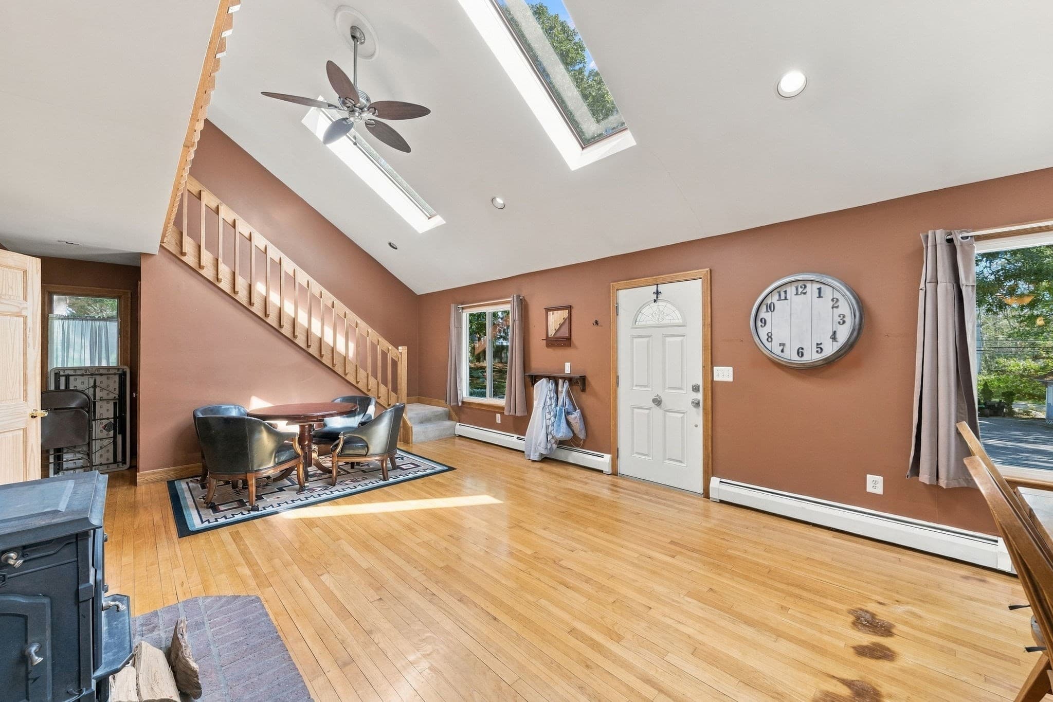 Single Family Residence at 171 Crandall Rd, Tiverton RI 02878, photo 14 of 26