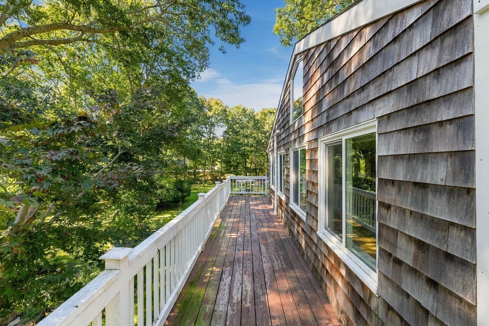Single Family Residence at 171 Crandall Rd, Tiverton RI 02878, photo 4 of 26
