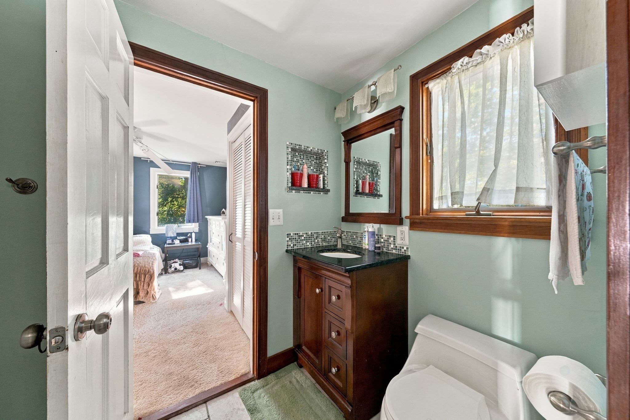 Single Family Residence at 171 Crandall Rd, Tiverton RI 02878, photo 21 of 26