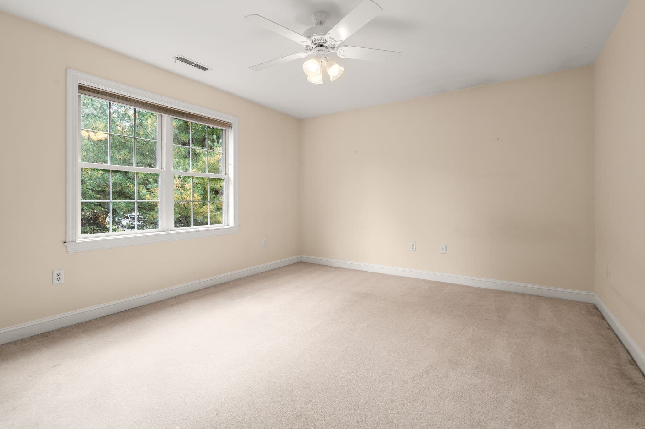 Single Family Residence at 2 Turtlebrook Way, Medfield MA 02052, Medfield, photo 13 of 18