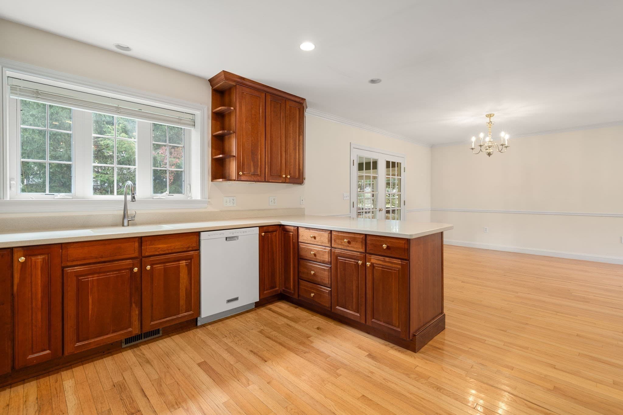 Single Family Residence at 2 Turtlebrook Way, Medfield MA 02052, Medfield, photo 3 of 18