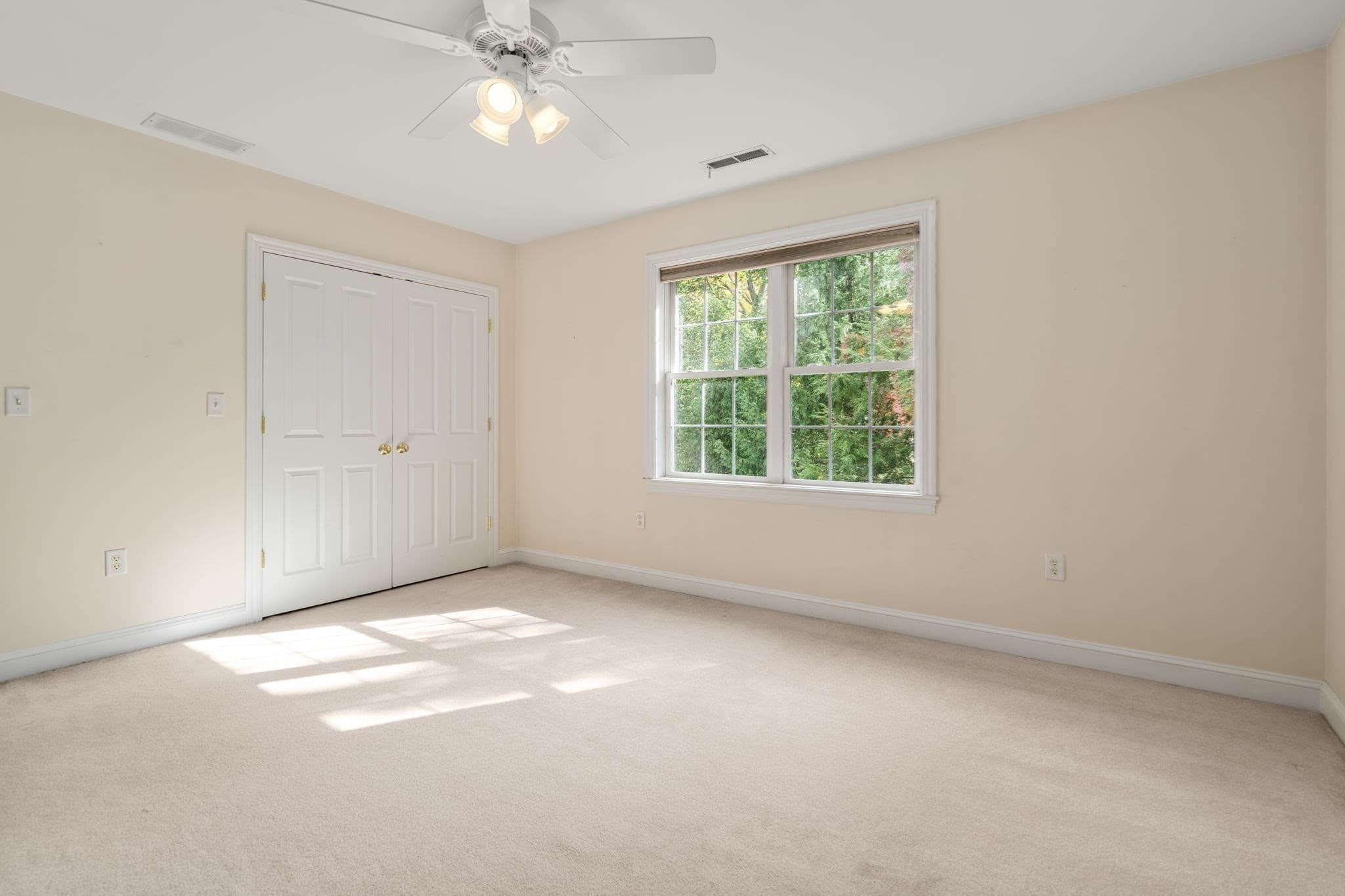 Single Family Residence at 2 Turtlebrook Way, Medfield MA 02052, Medfield, photo 14 of 18
