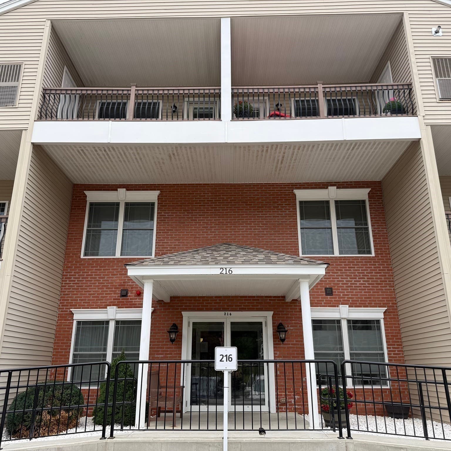 Condominium at 216 Reservoir St # 101, Holden MA 01520, photo 4 of 22