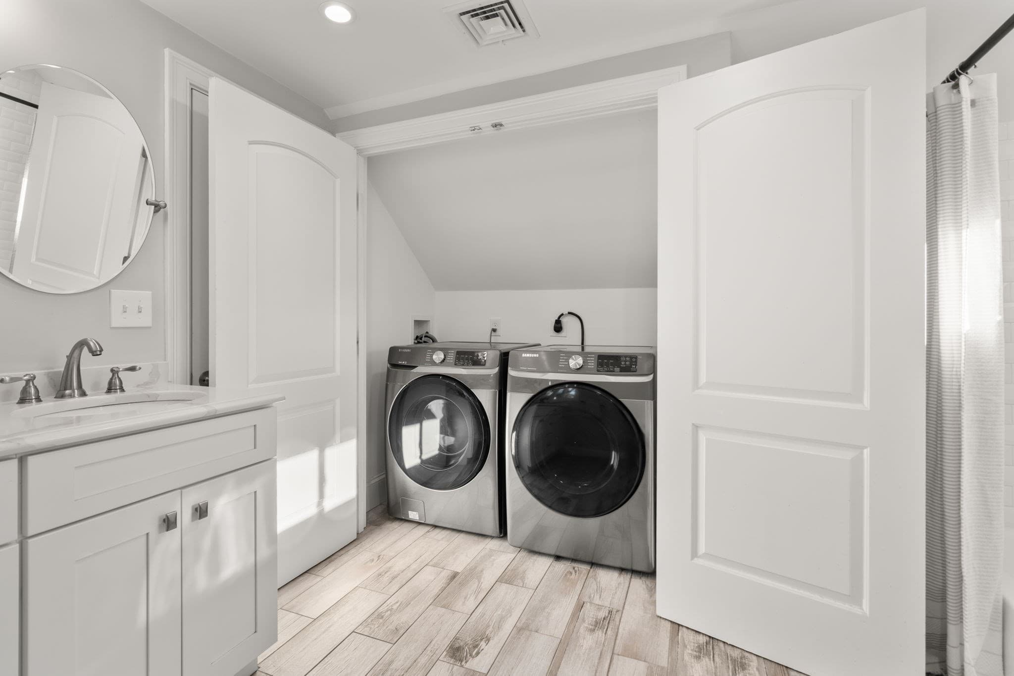 Single Family Residence at 86 Highland Street, Boston MA 02136, Boston, photo 18 of 33