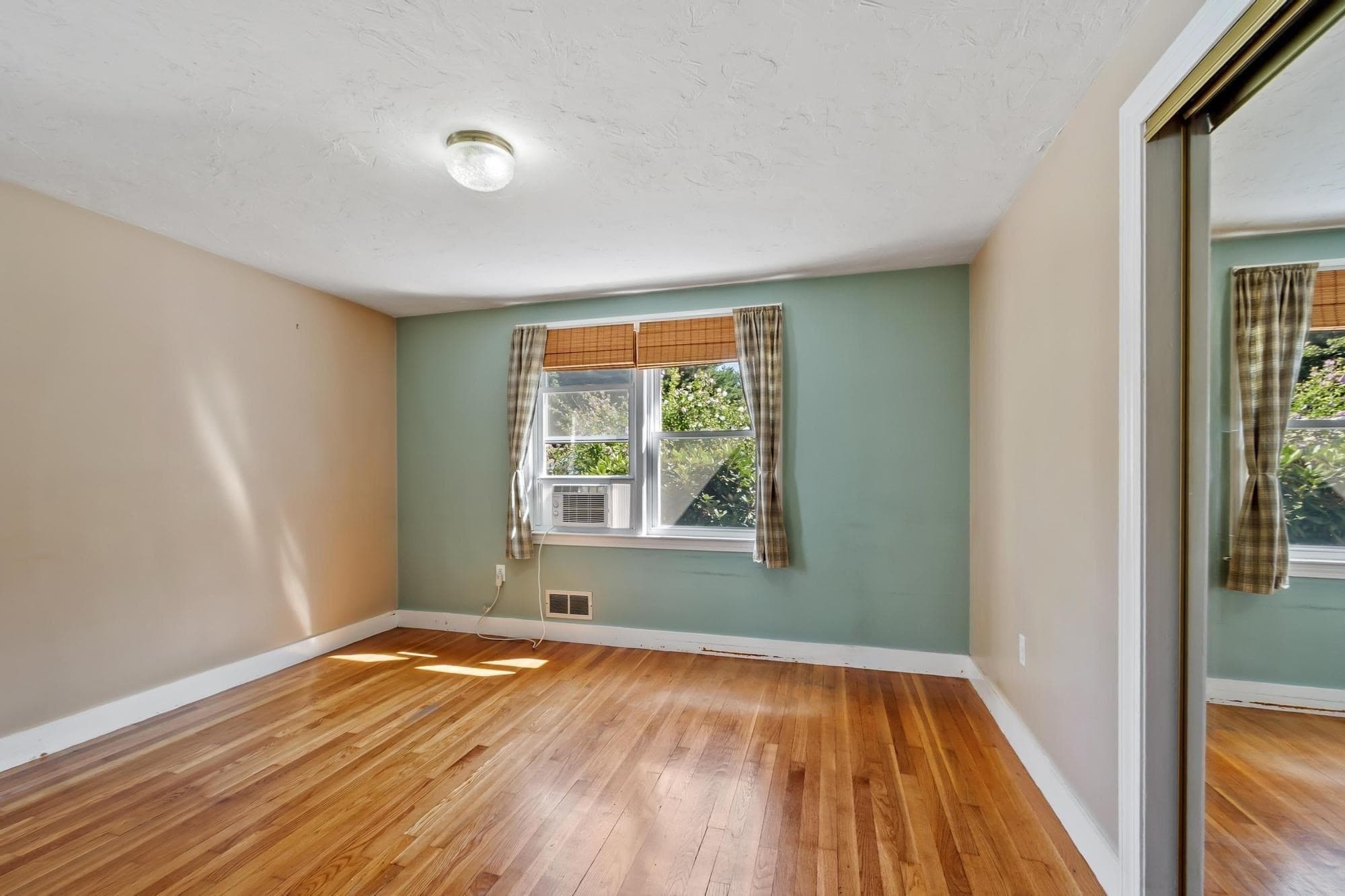 Single Family Residence at 8 Story Acres Rd, Essex MA 01929, Essex, photo 16 of 35