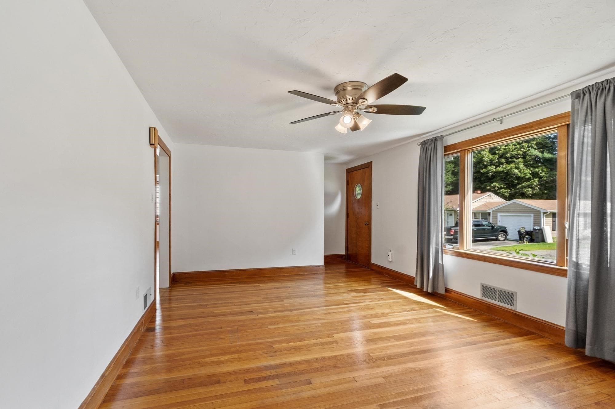 Single Family Residence at 8 Story Acres Rd, Essex MA 01929, Essex, photo 5 of 35