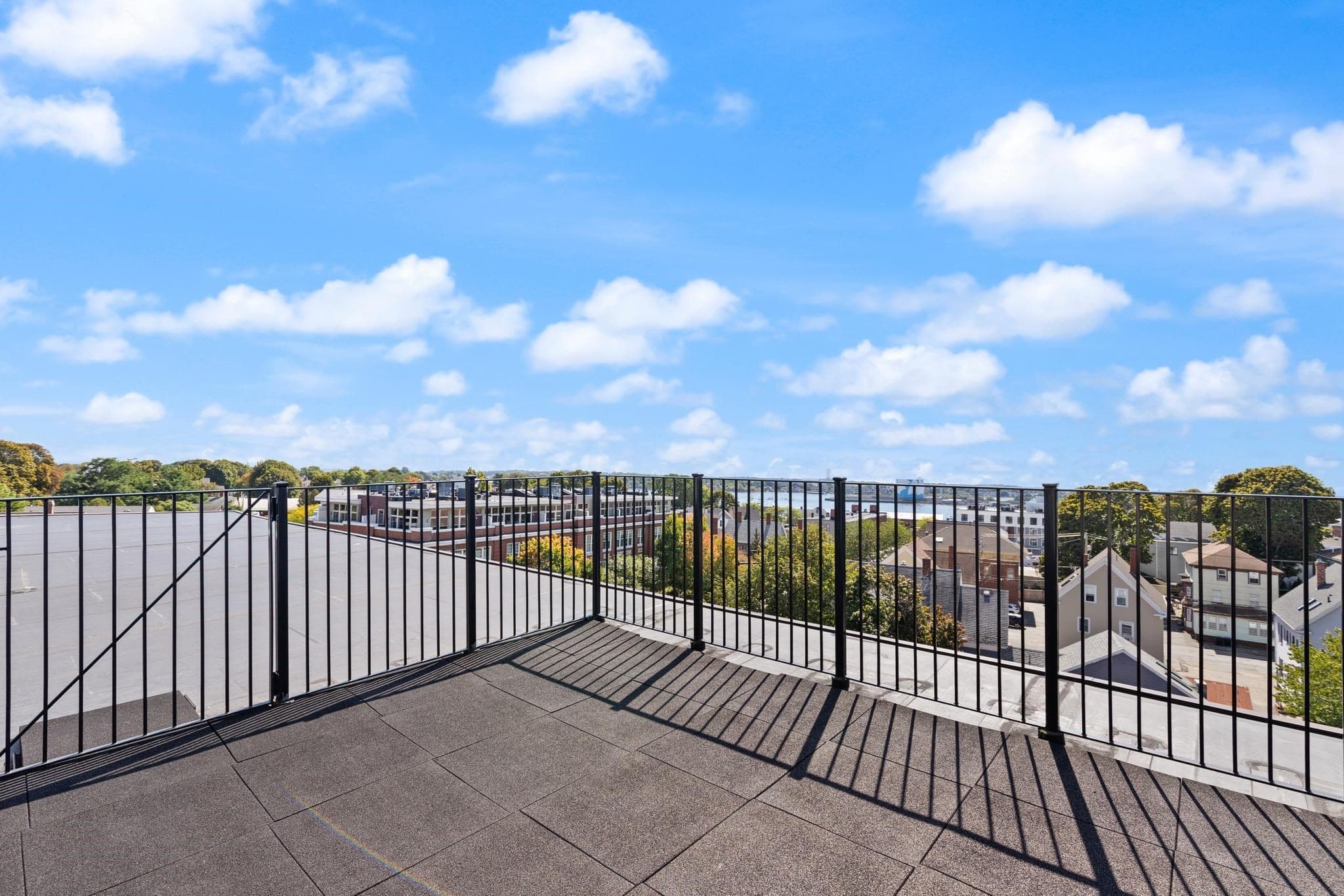 Condominium at 50 Rantoul # 501, Beverly MA 01915, Beverly, photo 27 of 32