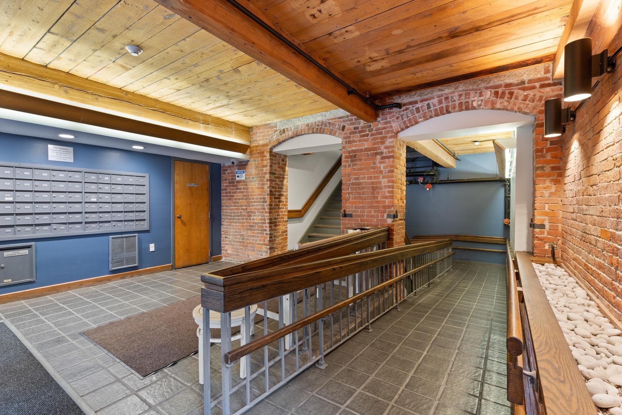 Condominium at 50 Rantoul # 501, Beverly MA 01915, Beverly, photo 3 of 32