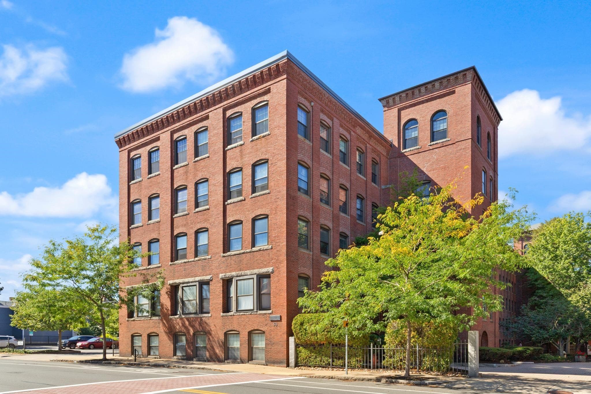 Condominium at 50 Rantoul # 501, Beverly MA 01915, Beverly, photo 32 of 32
