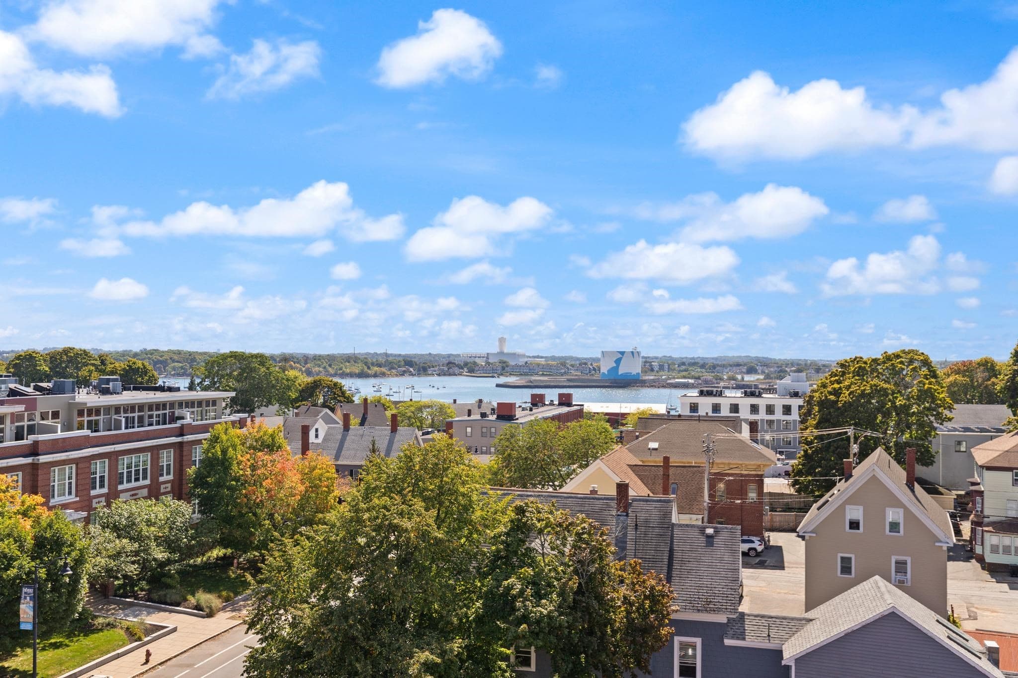 Condominium at 50 Rantoul # 501, Beverly MA 01915, Beverly, photo 28 of 32