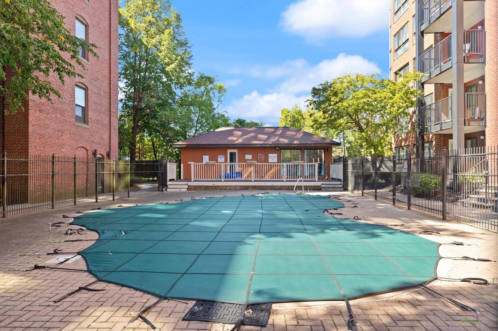 Condominium at 50 Rantoul # 501, Beverly MA 01915, Beverly, photo 30 of 32