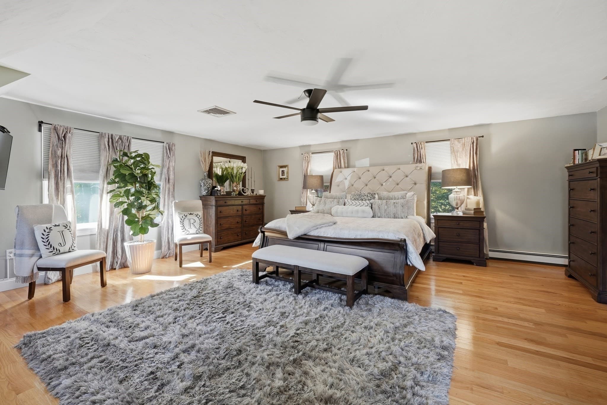 Single Family Residence at 31 Knollwood Dr, Charlton MA 01507, Charlton, photo 16 of 42