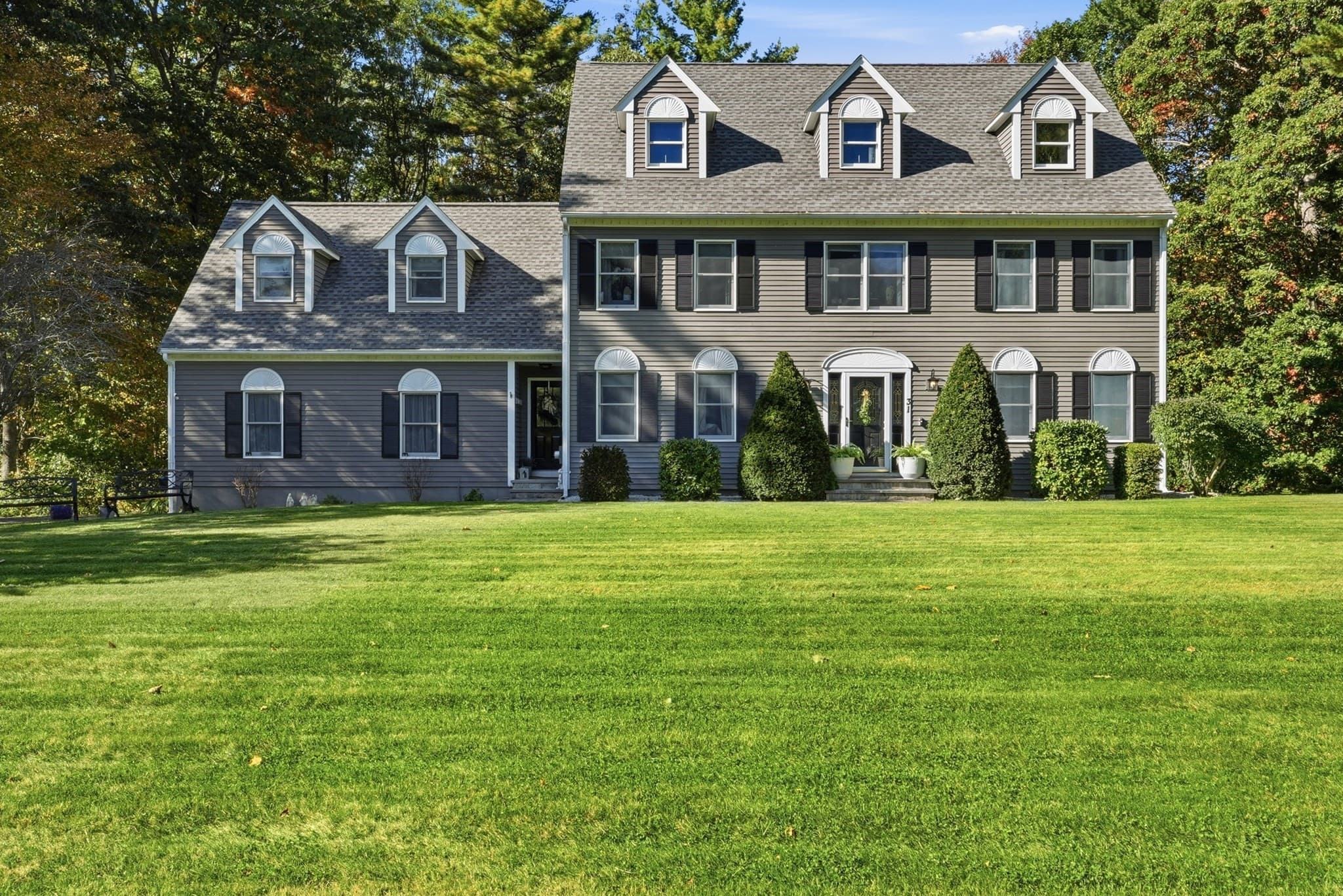31 Knollwood Dr, Charlton MA 01507