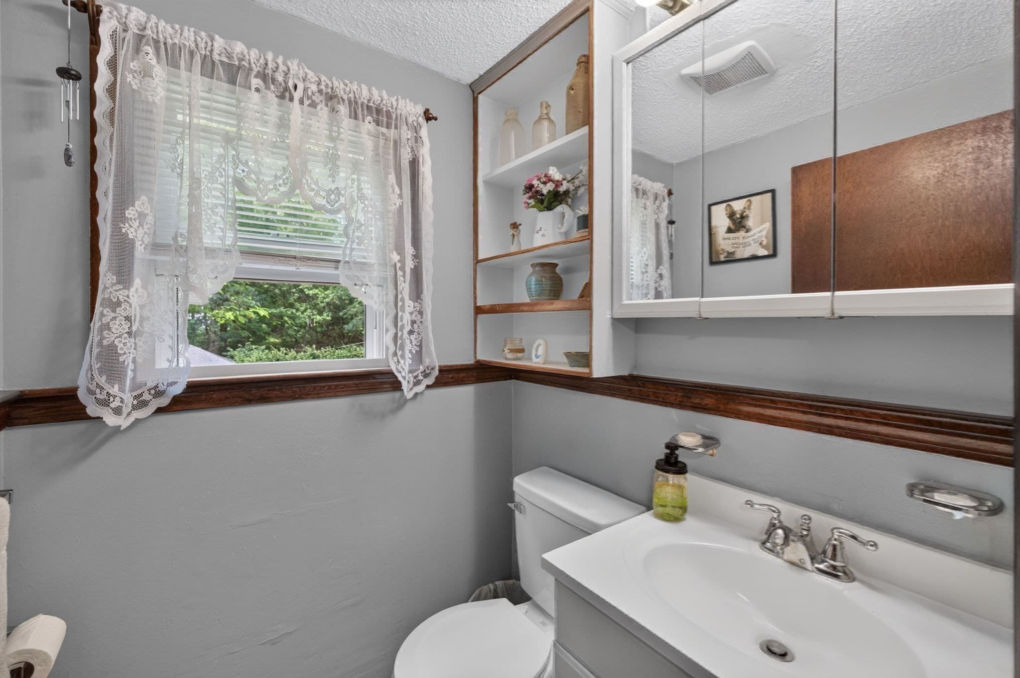 Multi Family at 33 Carver Rd, Plymouth MA 02360, Plymouth, photo 13 of 42