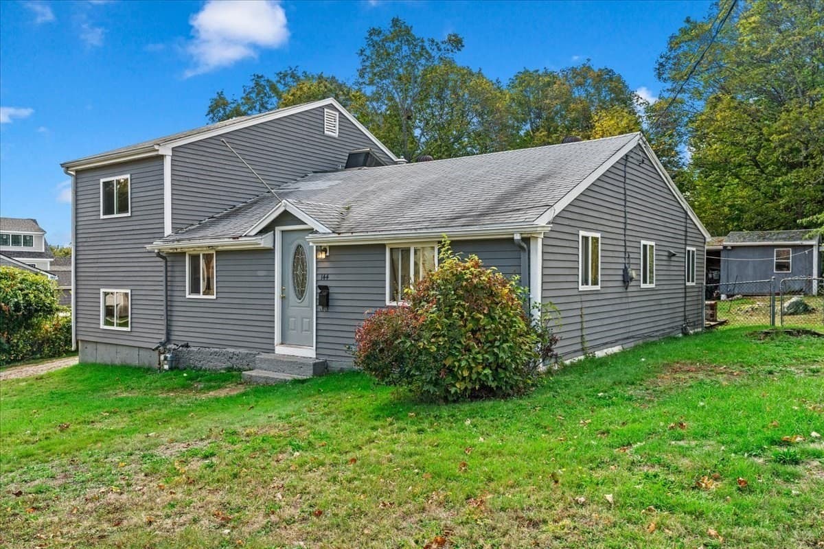Residential at 144 Wompatuck Rd, Hingham MA 02043, Hingham, photo 4 of 14