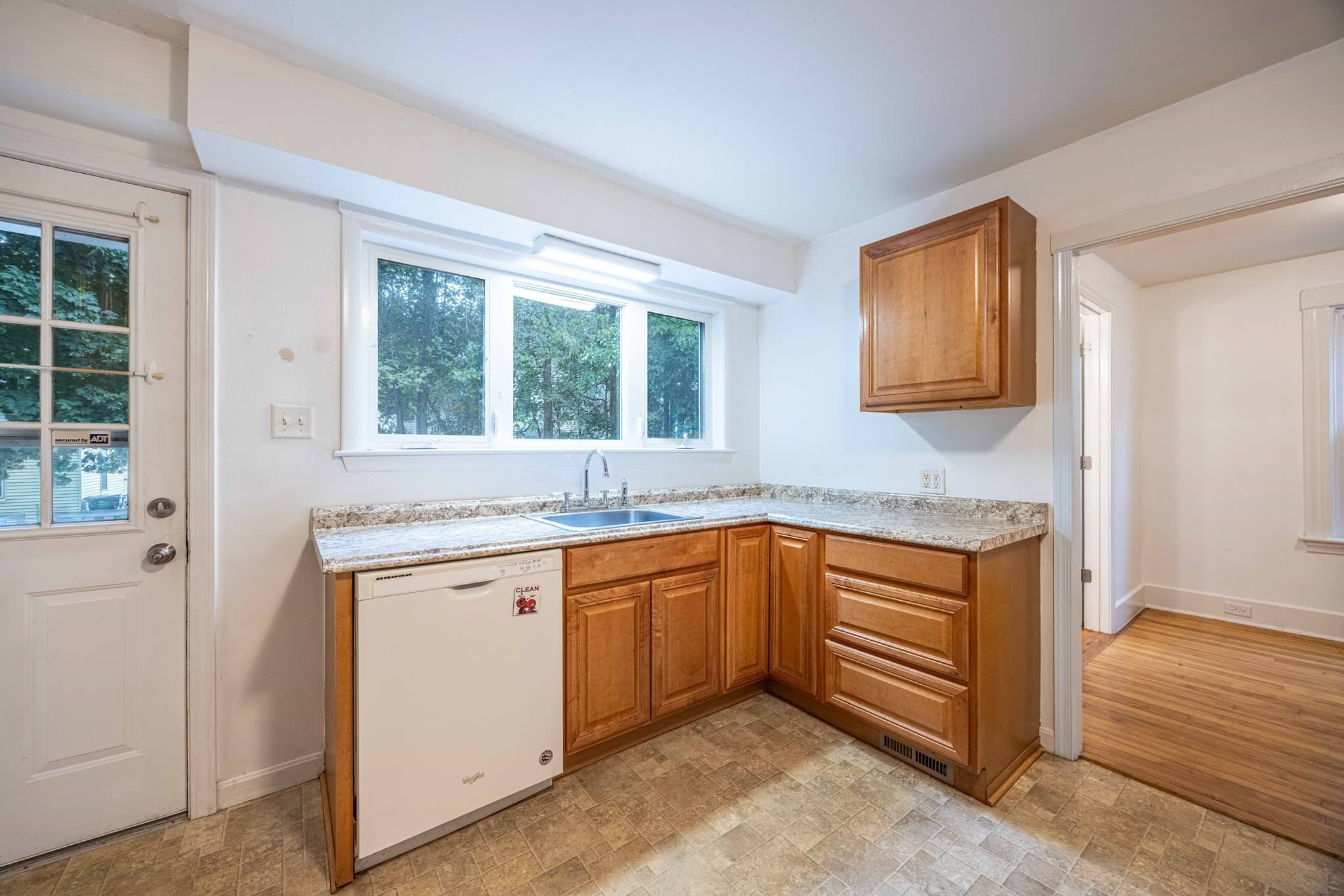 Condex at 10 Oak Street # 10, Northbridge MA 01588, Northbridge, photo 12 of 29
