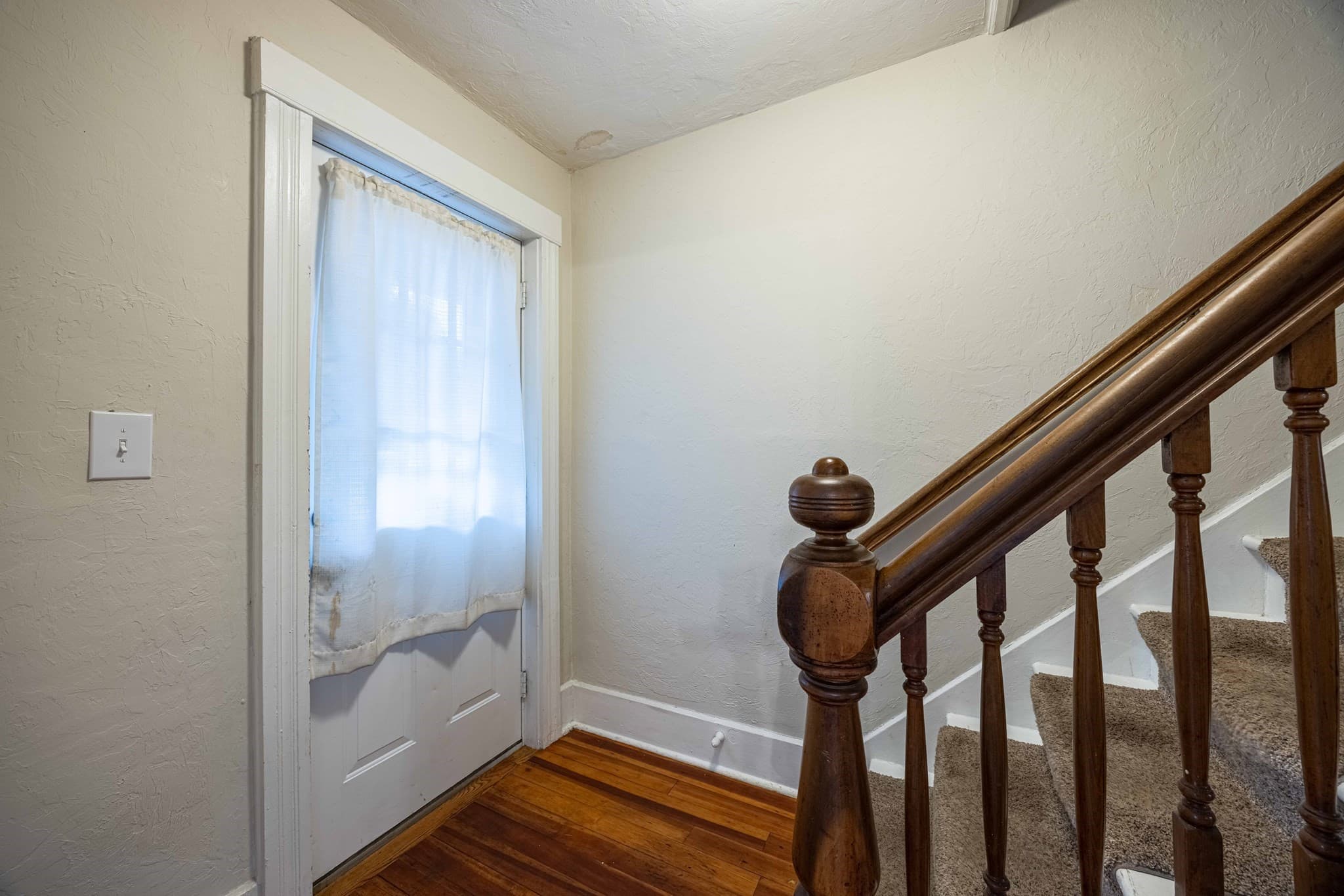 Condex at 10 Oak Street # 10, Northbridge MA 01588, Northbridge, photo 3 of 29